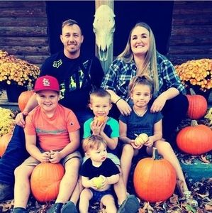 Meet your Posher, Tara